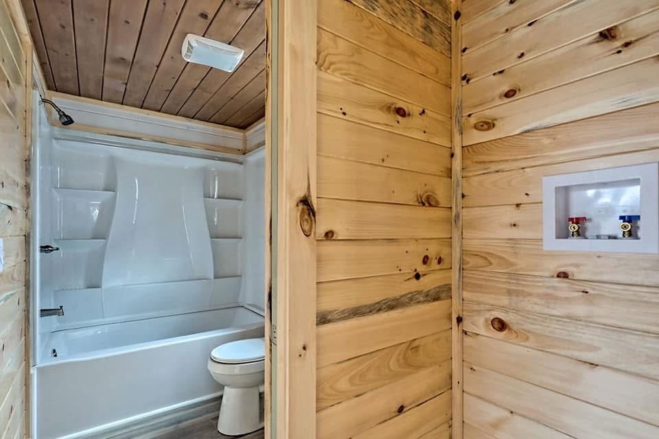 The Roost - Image 19